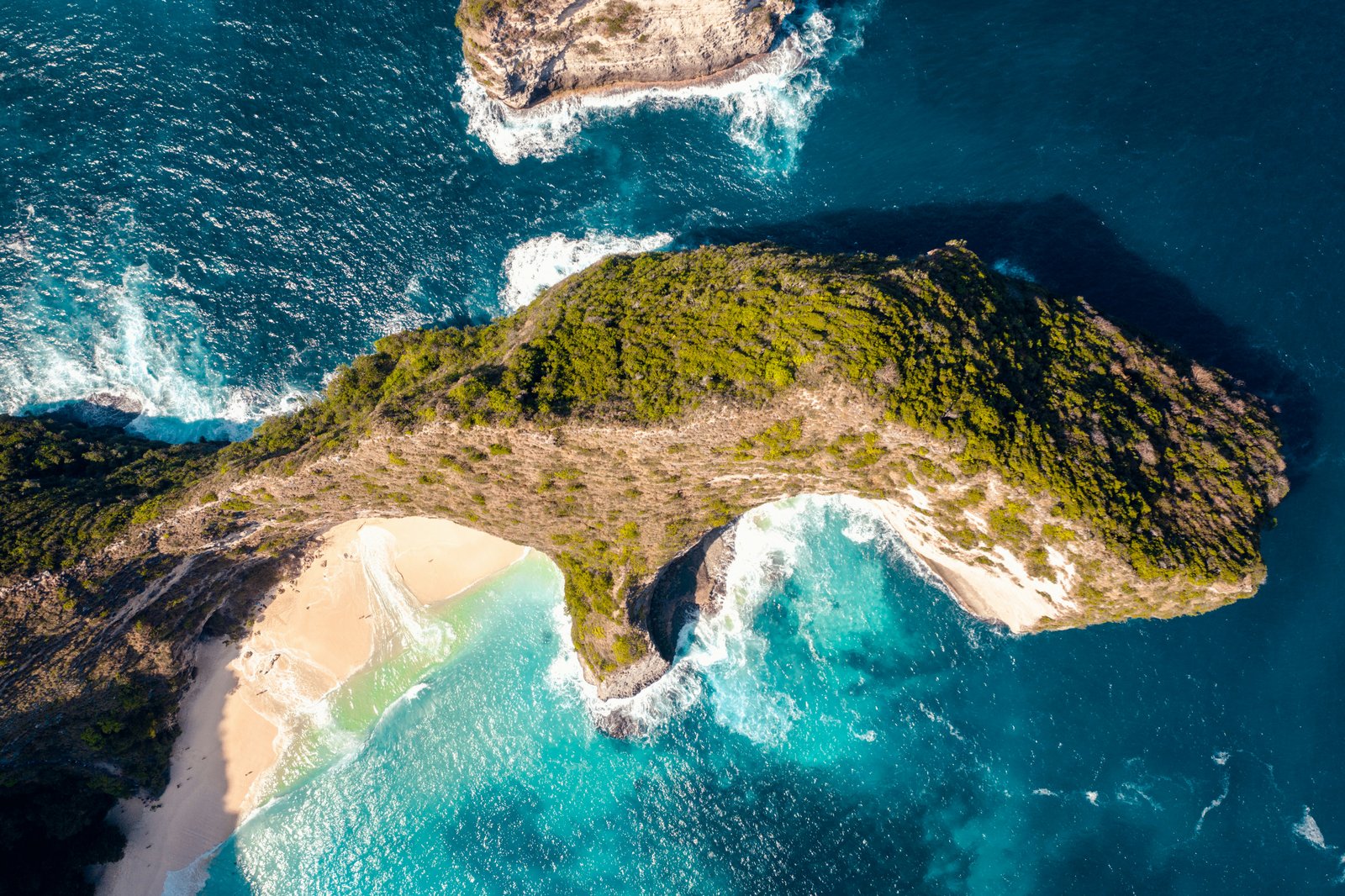 Nusa Penida cliff Bali Indonesia