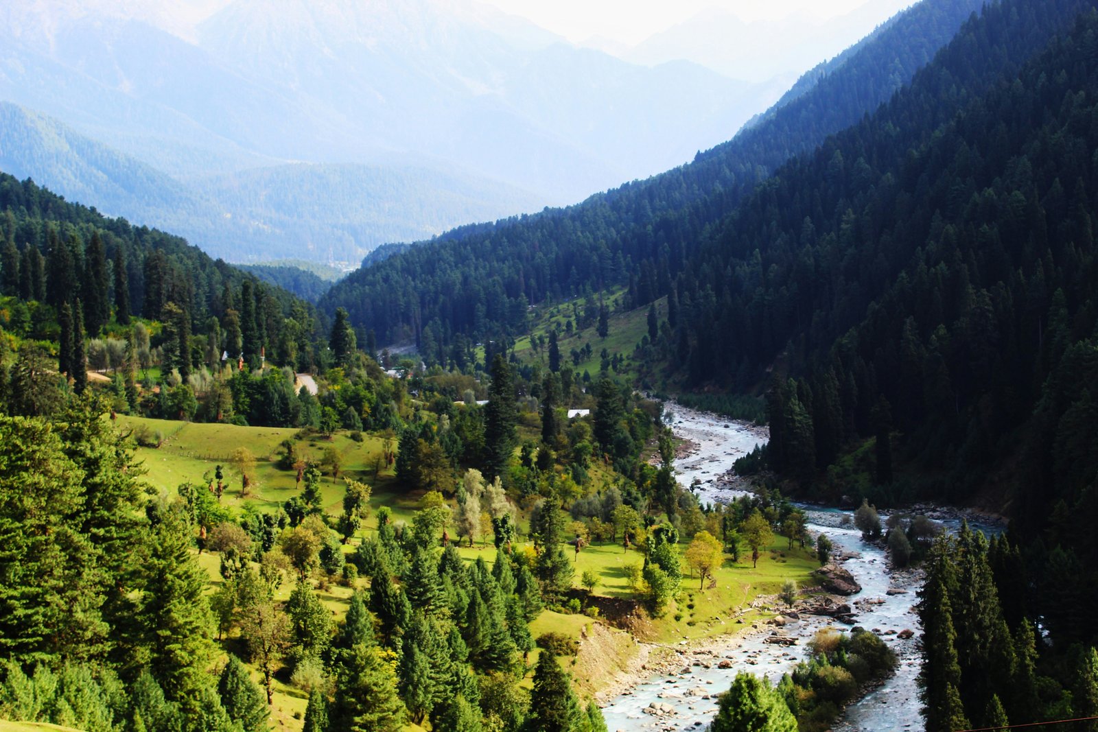 Pahalgam Kashmir scenery