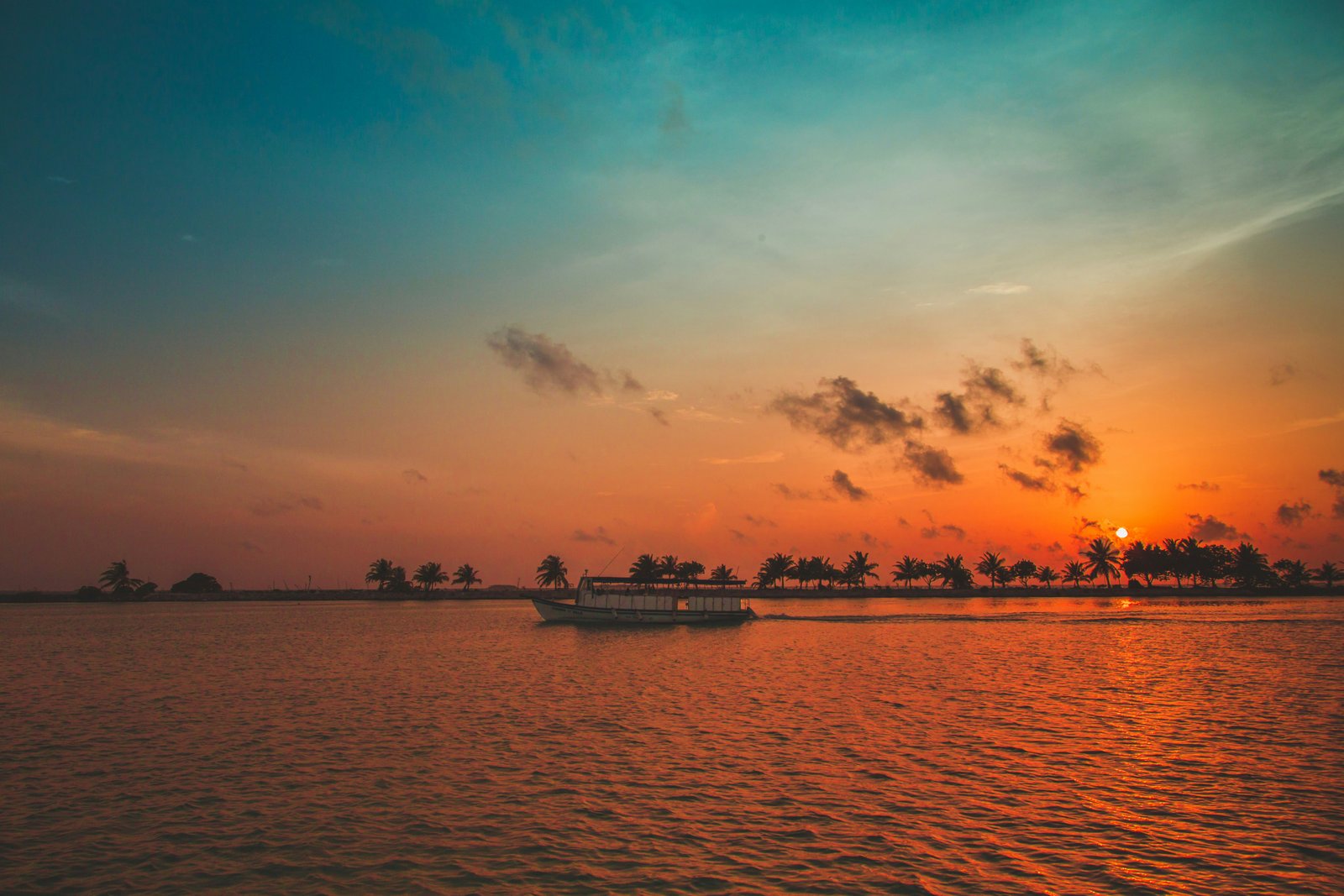 Maldives sunset boat